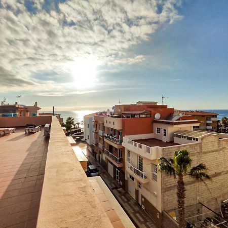 Beautiful Renovated Apartment With Air Conditioning Just Steps From The Sea In Playa San Juan Extérieur photo